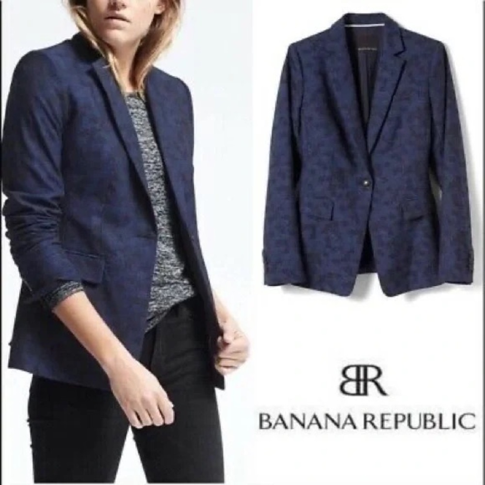 Banana Republic fitted blazer navy & black camo print size 6
